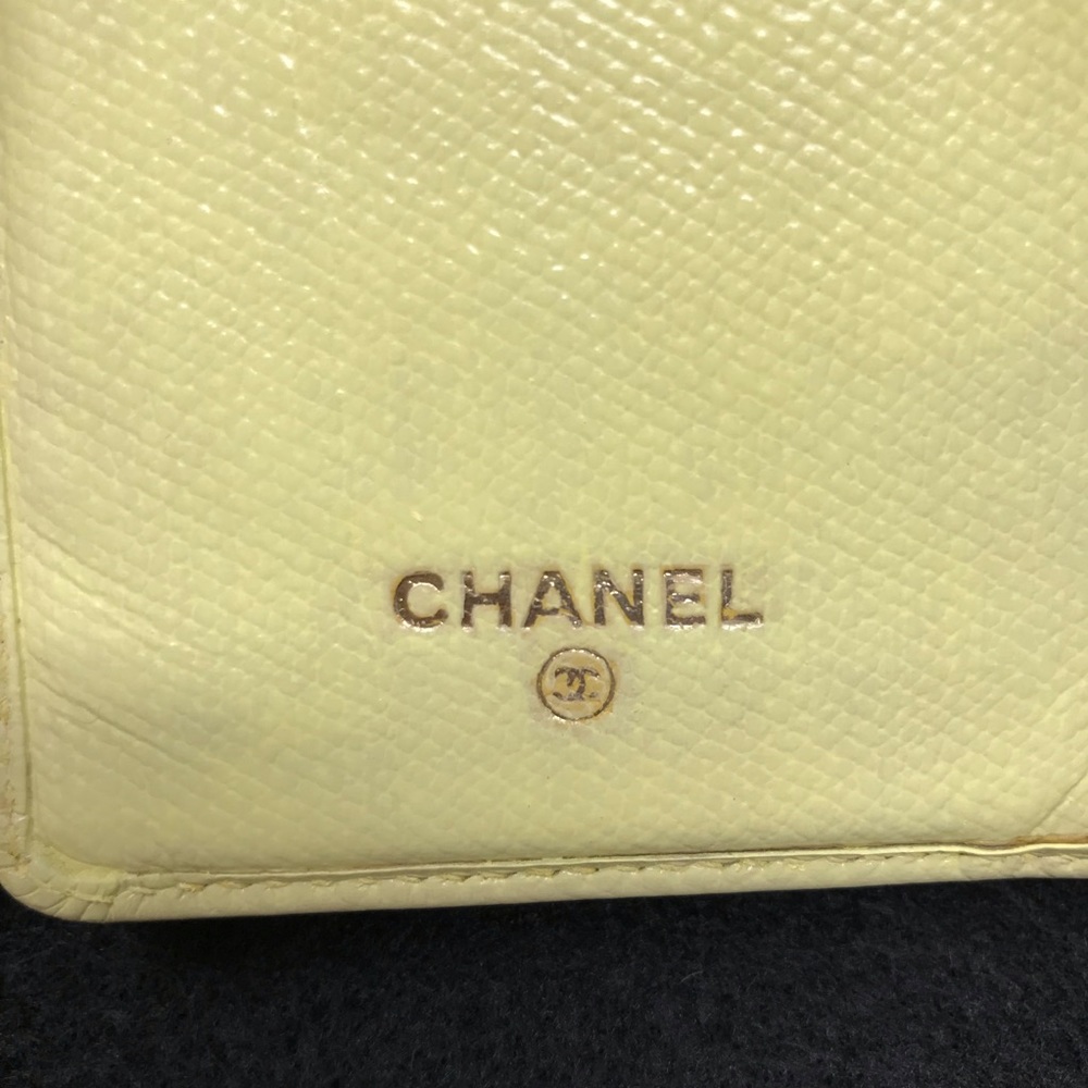 Chanel Bifold Wallet & Optional Crossbody bag - Picture 6 of 16